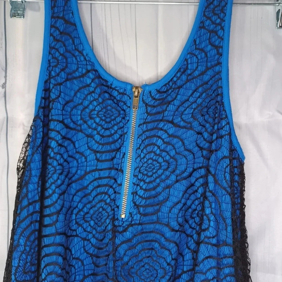 Miss Chievous sleeveless lace cropped top - Picture 7 of 7